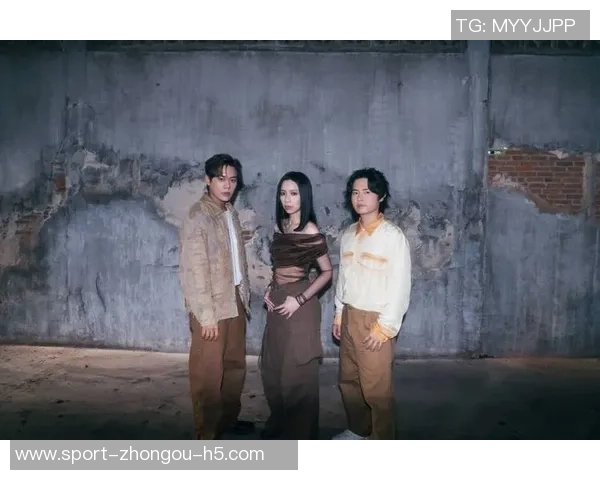 岳父大人因女儿颜值走红利物浦旧将祝福贴引发近400万点击热潮